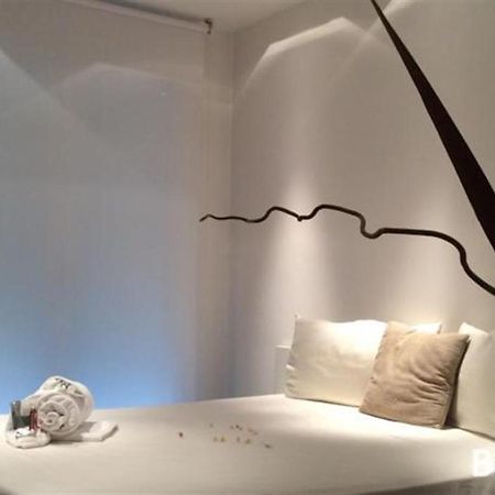 15.92 Hotel Cazzago  Екстер'єр фото